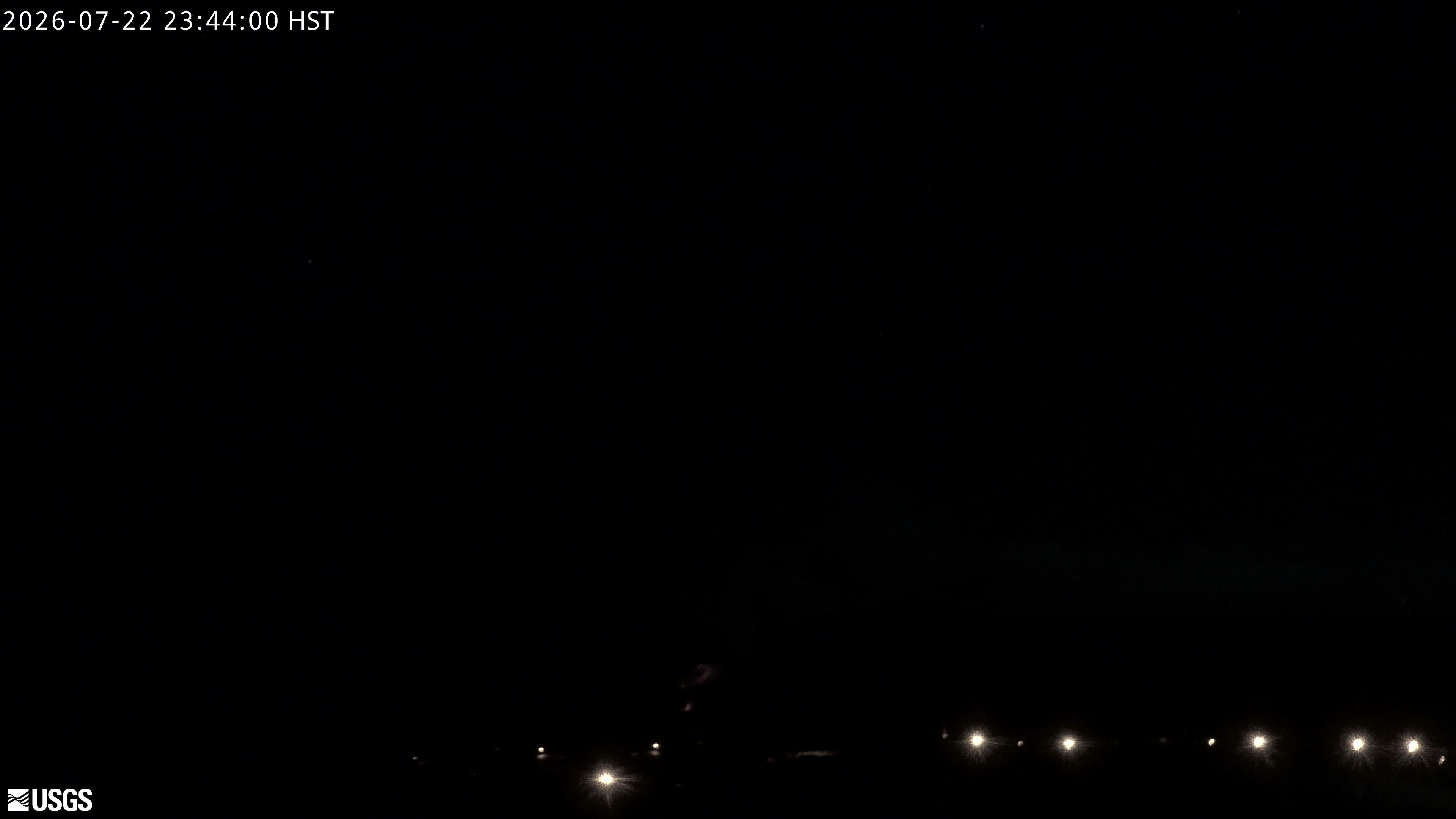 从 Uēkahuna 眺望基拉韦厄破火山口